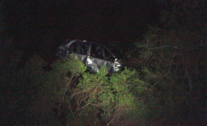 Fethiye'de otomobil uçuruma yuvarlandı