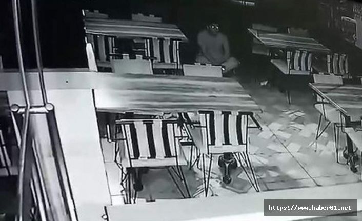 Girdiği pastanede para bulamayınca börek yedi