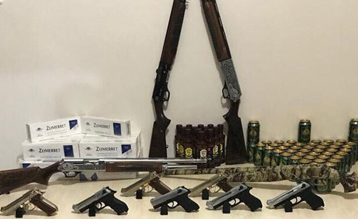Adıyaman’da kaçak içki ve silah ele getirildi