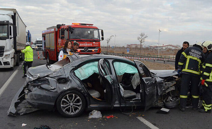Aksaray'da cenaze yolunda kaza