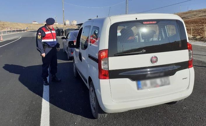 Jandarmadan çakar lamba denetimi