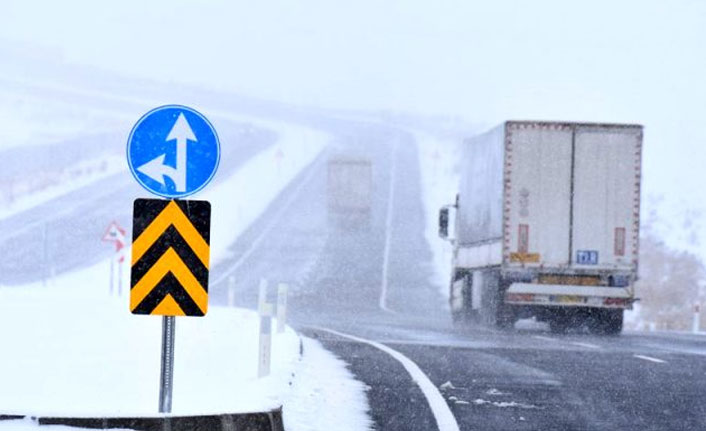 Kar sınır kapısından giriş yaptı