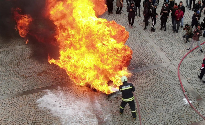 Bayburt Üniversitesi'nde acil durum tatbikatı