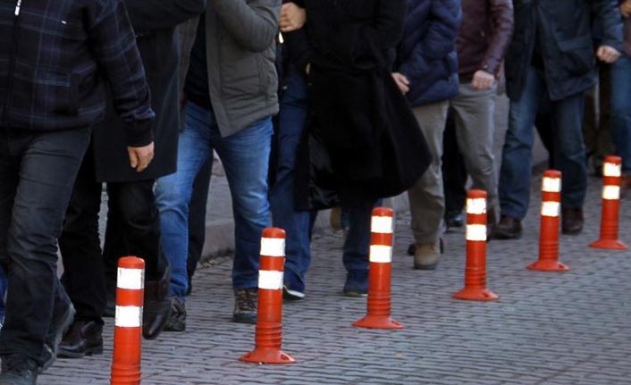 30'u aktif görevde 47 astsubay hakkında gözaltı kararı