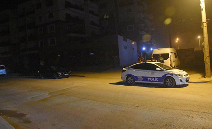 Polis memuru erkek arkadaşını öldürüp intihar etti