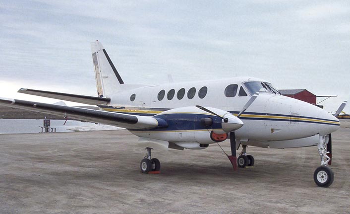 Uçak düştü: 9 ölü