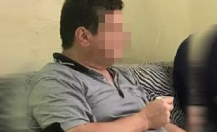 Sapık doktor tuvalet penceresine gizli kamera koydu!