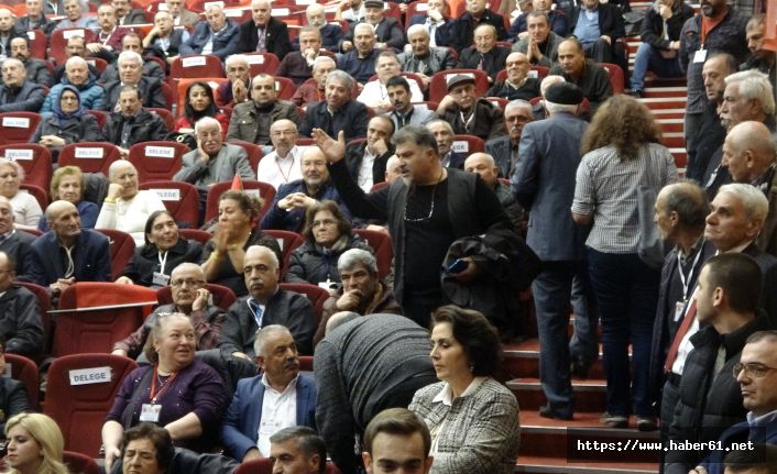 CHP’de gergin kongre