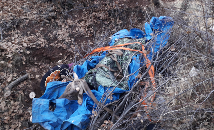 Mahsur kalan hamile inek film gibi operasyon ile kurtarıldı