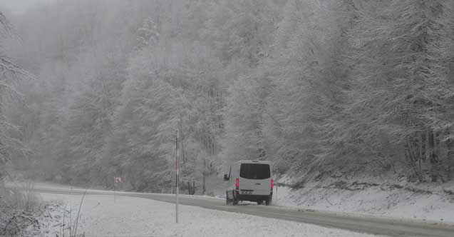 Kütahya Domaniç’te kar yağışı