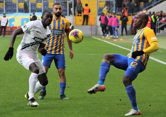 Ankaragücü geriden geldi, Denizlispor’la 2-2 berabere kaldı