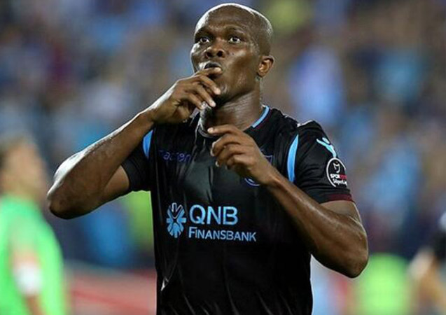 Nwakaeme bu sefer attı