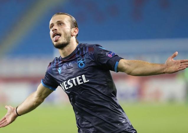 Abdülkadir doğum gününde attı