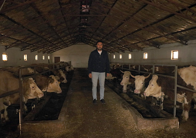 Köye dönüş yaptı karanlıkta kaldı