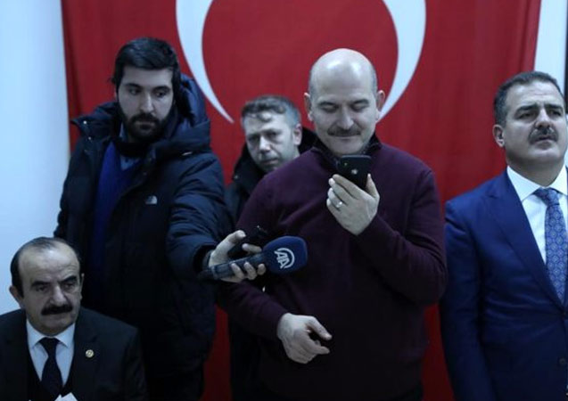 Erdoğan, Mehmetçik'in yeni yılını Soylu'nun telefonundan kutladı