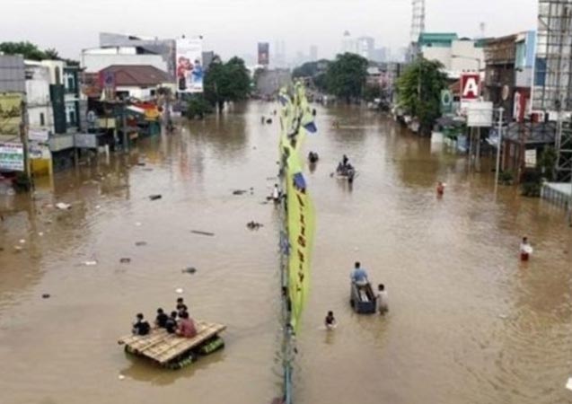 Endonezya’da sel: 9 ölü