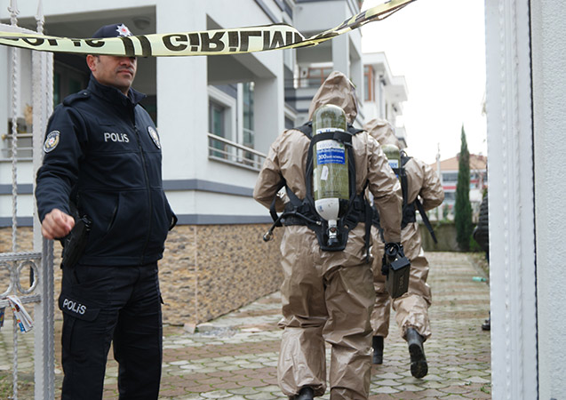 Kimyasal intihar şüphesi