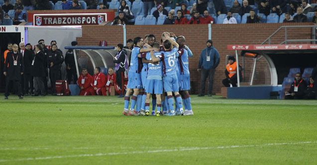 Trabzonspor Denizlispor'u yendi, avantajı kaptı