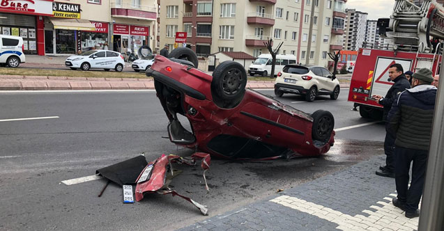Takla atan otomobilin sürücüsü hafif yaralı olarak kurtuldu