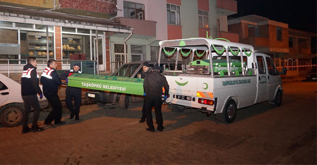 Üç kişinin öldüğü silahlı kavgada ağır yaralanan baba da hayatını kaybetti