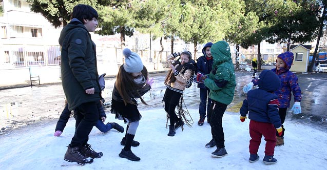 Trabzon'da karne alan öğrencilere sürpriz