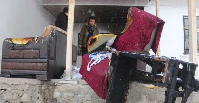 Eksi 15 derecede evsiz kaldılar