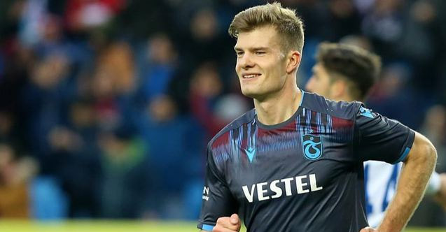 Sörloth ilki başardı