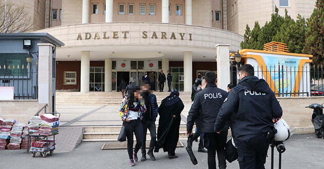 Şanlıurfa'da, 5 kişiye terör propagandası gözaltısı