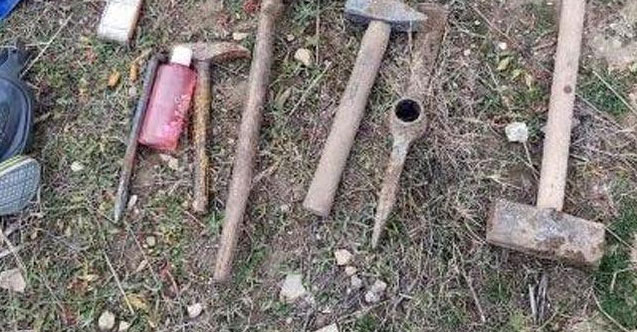 Kaçak kazı yaparken yakalandılar!
