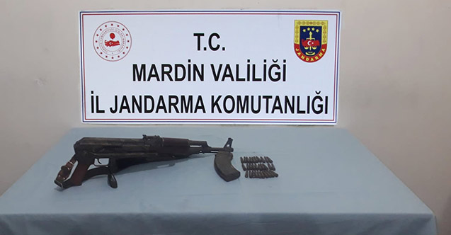 Taşların arasından silah çıktı