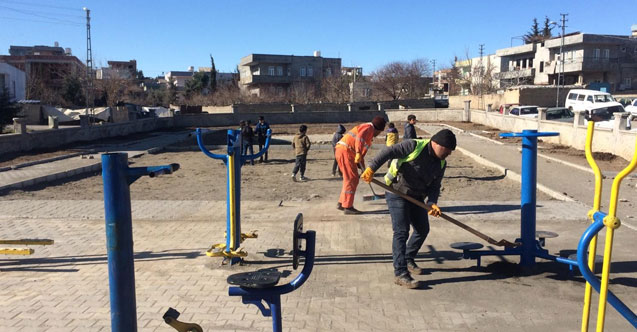 Parklar bakım ve onarımdan geçiyor