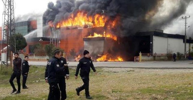 Antalya'da korkutan yangın!