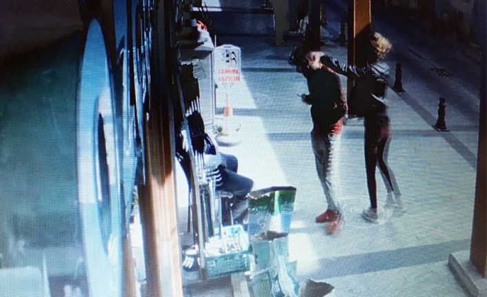 Tokat attı çarşı karıştı