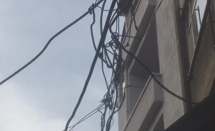 Trabzon’da esnaftan elektrik hattı tepkisi