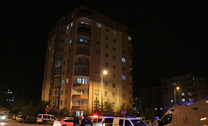  Arkadaşı ile tartıştı, intihara kalkıştı