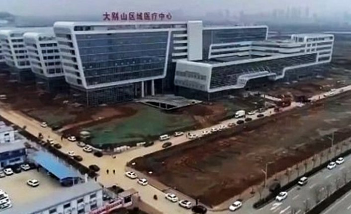 Yapımına yeni başlanan koronavirüs hastanesi 48 saatte tamamlandı