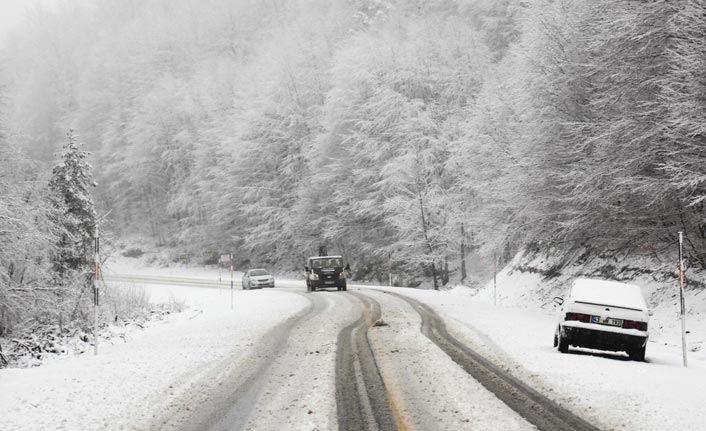 Meteoroloji uyardı - Doğu Karadeniz'e kar geliyor