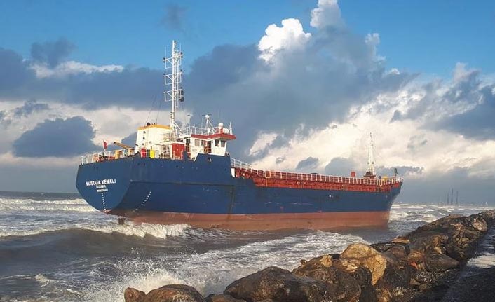 Kargo gemisi karaya oturdu - 31 Ocak 2020 Cuma