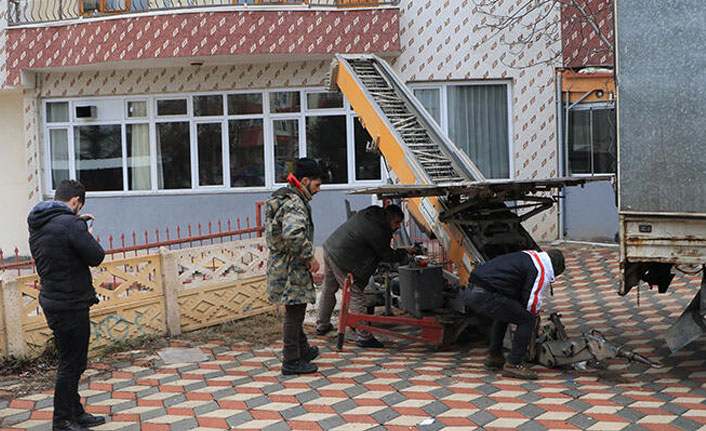 Elazığ'da depremzedeler için seferber oldular