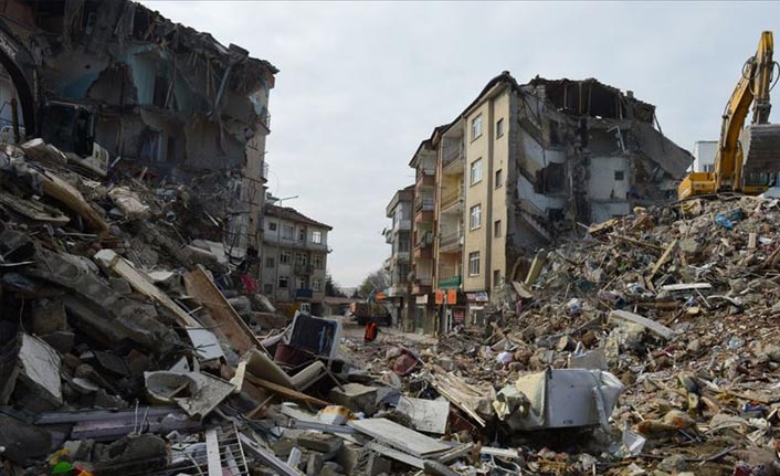 Elazığ ve Malatya için toplanan yardım 92 milyon liraya yaklaştı