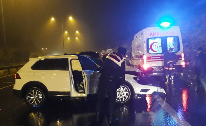 Tarsus TEM Otoyolunda Cip Tıra Çarptı: Bir Kişi Öldü