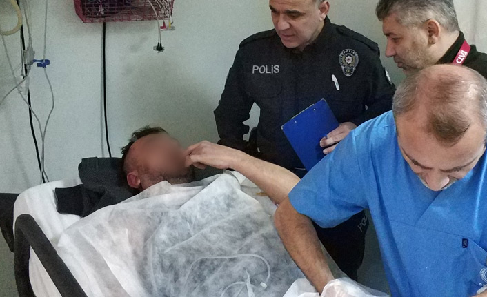 Samsun’da bıçaklı saldırı: Bir kişi hastaneye kaldırıldı
