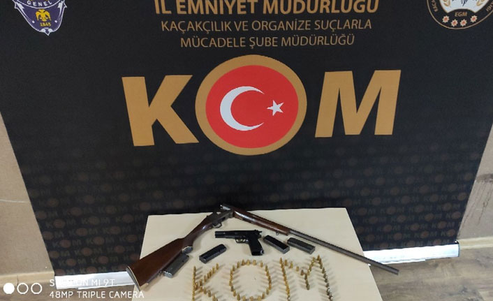 Silah kaçakçılarına operasyon