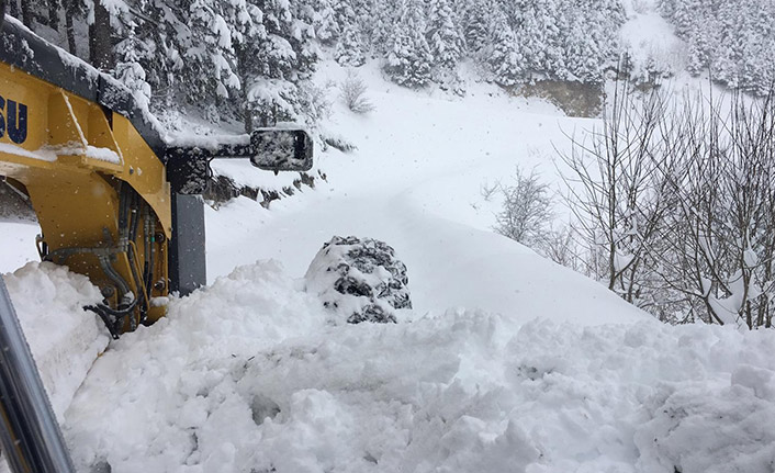 Bin 19 köy yolu ulaşıma kapandı!