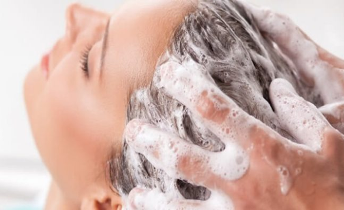 "Kışın sık yıkanan saçlar daha çabuk kırılıyor"