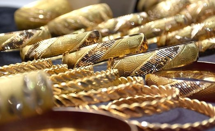 Kapalıçarşı’da altın fiyatları yükseldi: Gram 303,70 liraya çıktı