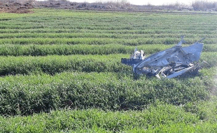 Otomobil ile hafif ticari araç çarpıştı