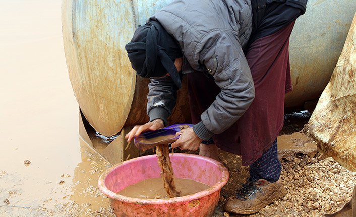 80 yaşındaki Suriyeli kadının çaresizliği