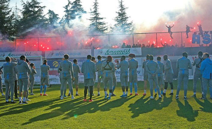 Trabzonspor 2010 - 2011'den sonra bir ilk için sahada