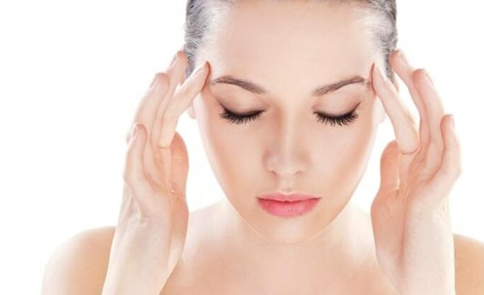 "Migren kadınlarda daha sık görülüyor"